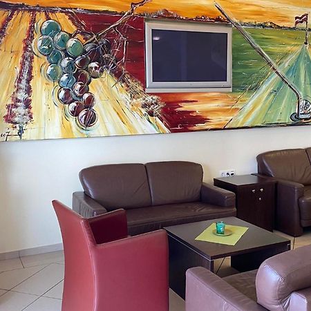 Weinland Hotel Donnerskirchen ภายนอก รูปภาพ