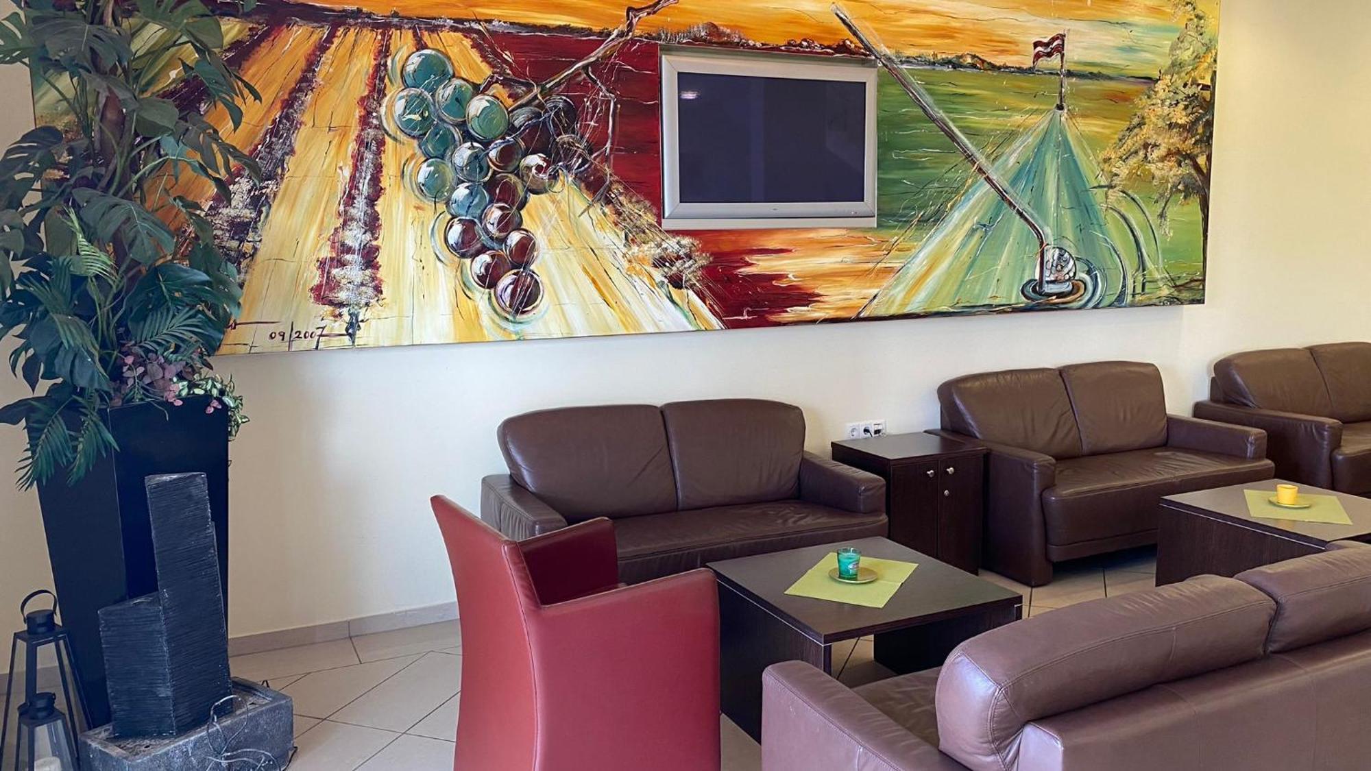 Weinland Hotel Donnerskirchen ภายนอก รูปภาพ