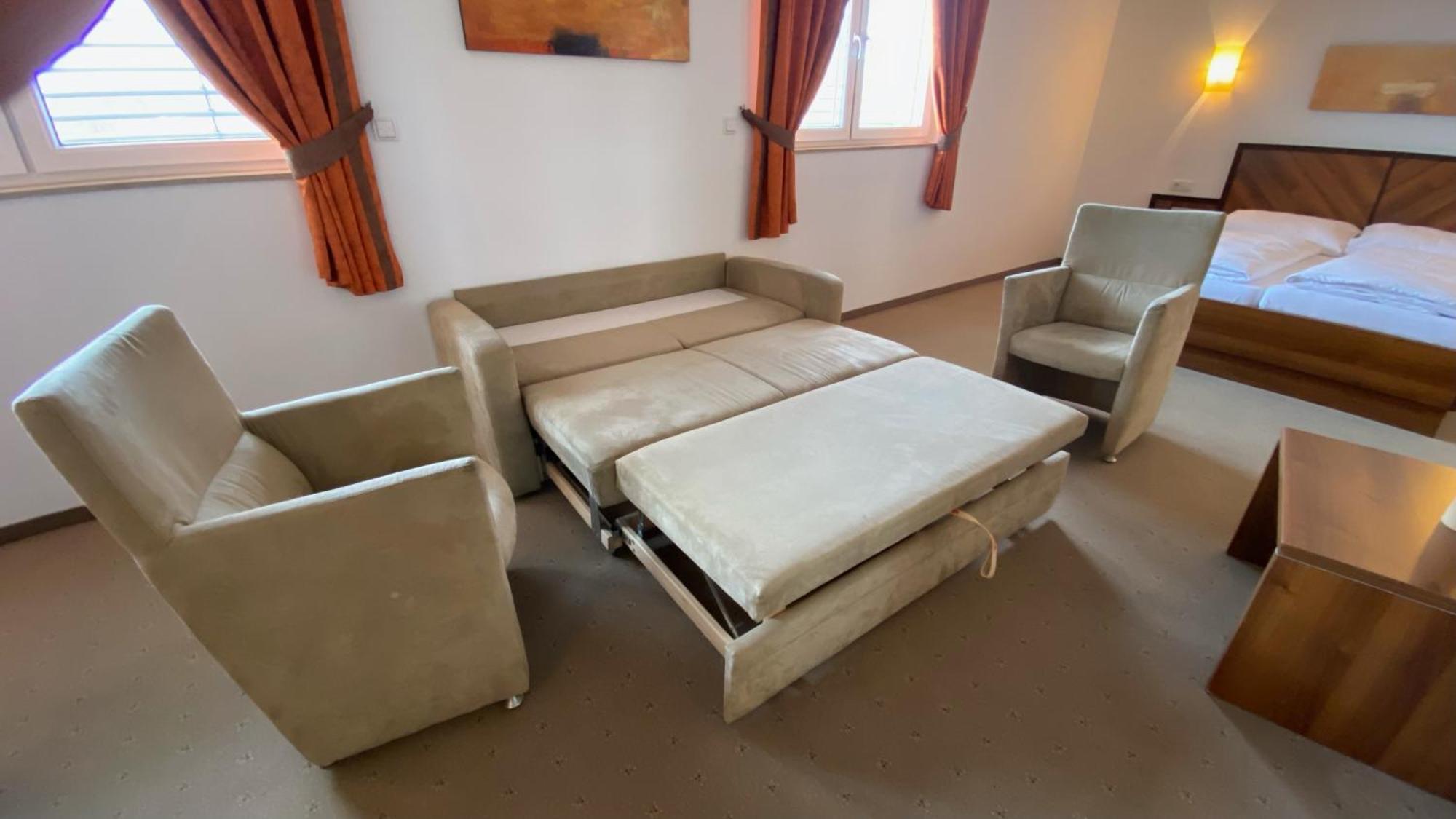Weinland Hotel Donnerskirchen ภายนอก รูปภาพ